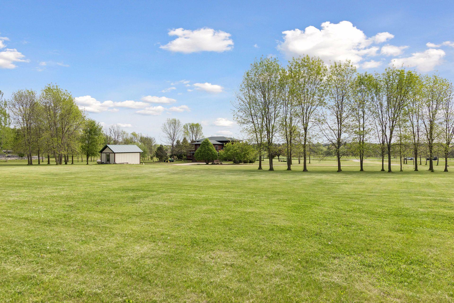 392 Old Cemetery Road , River Falls, WI 54022