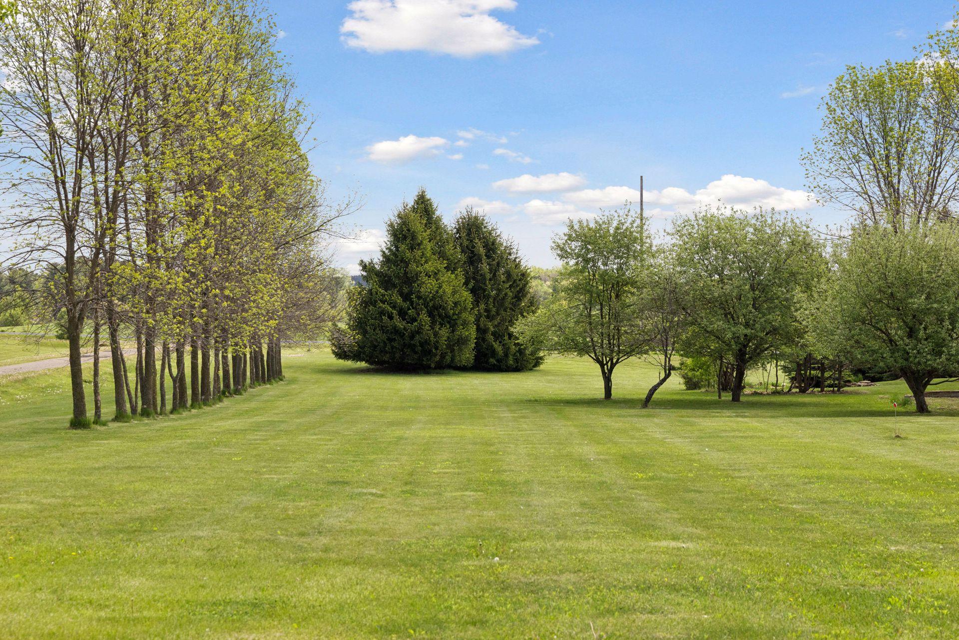 392 Old Cemetery Road , River Falls, WI 54022