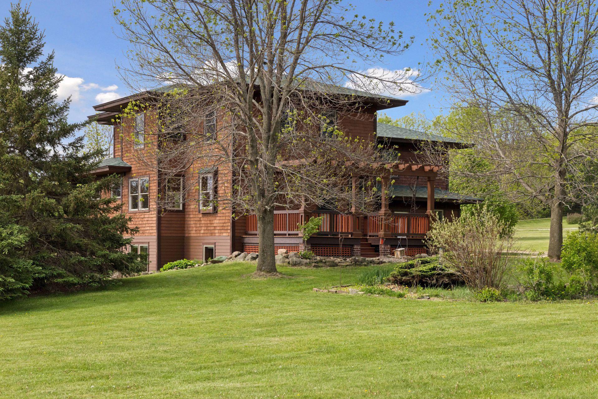 392 Old Cemetery Road , River Falls, WI 54022