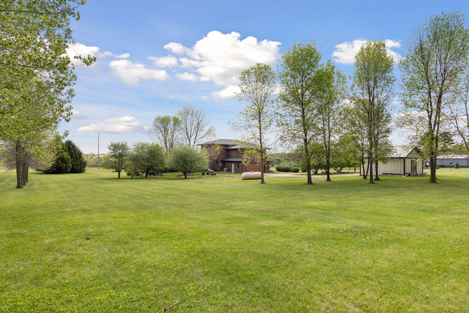 392 Old Cemetery Road , River Falls, WI 54022