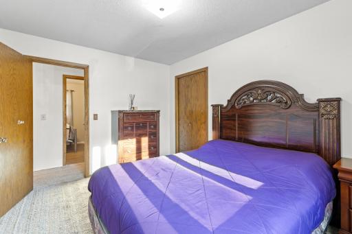 2904 Silver Lake Court NE, Minneapolis, MN 55421