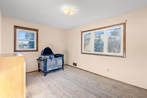 2904 Silver Lake Court NE, Minneapolis, MN 55421