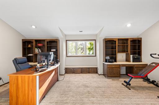 2904 Silver Lake Court NE, Minneapolis, MN 55421