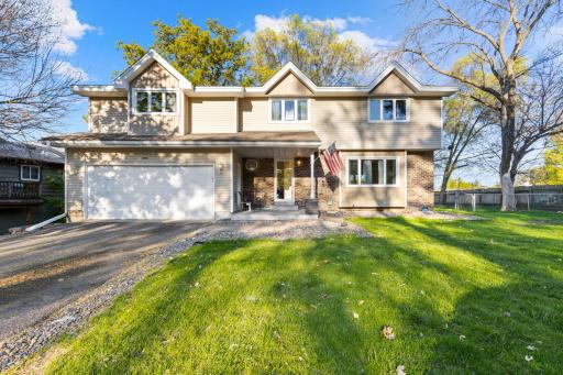 2904 Silver Lake Court NE, Minneapolis, MN 55421