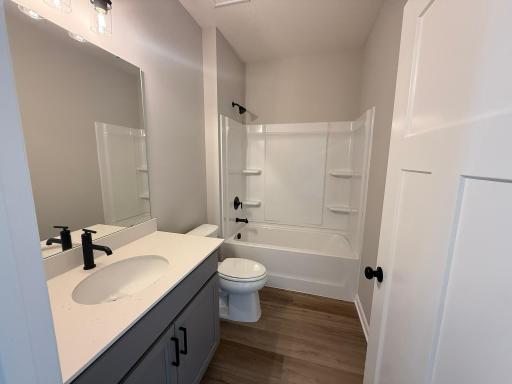 8208 Haywood Drive, Lino Lakes, MN 55014