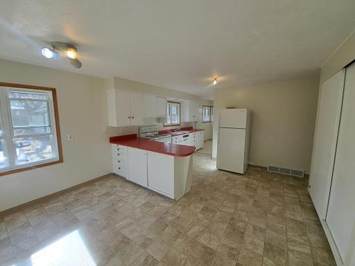 314 6th Street N, Cannon Falls, MN 55009
