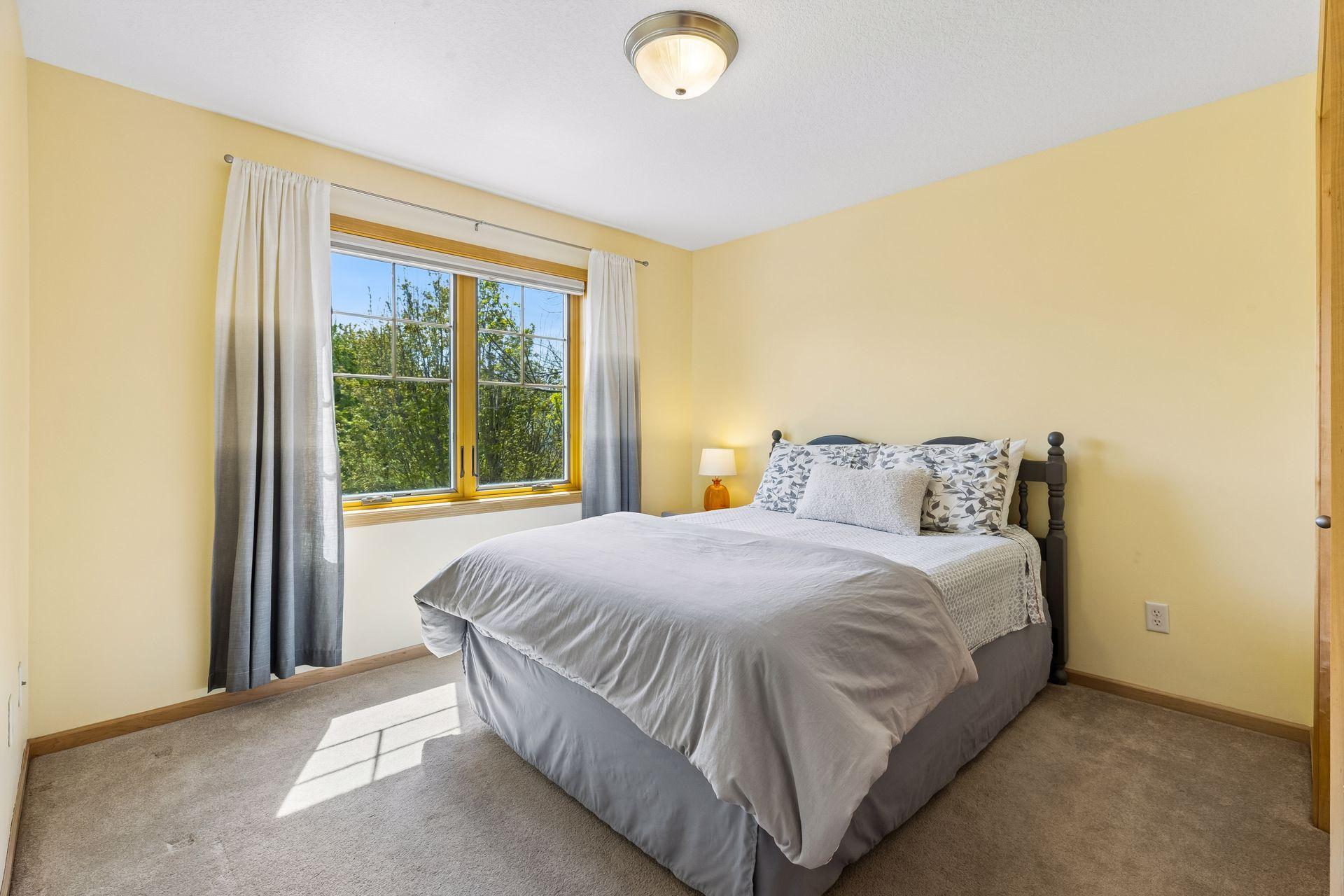 Second upstairs bedroom