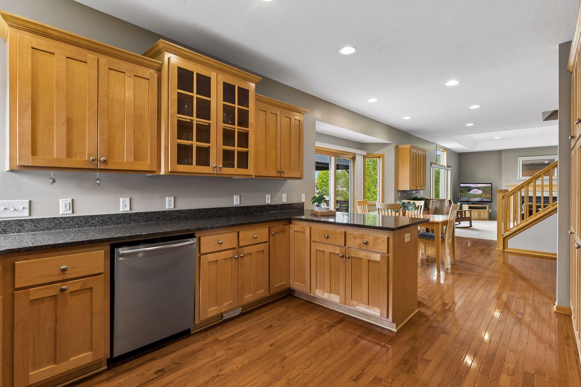 Custom maple cabinets and SS Appliances