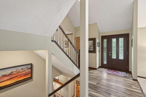 4133 Hidden Pond Trail NE, Prior Lake, MN 55372