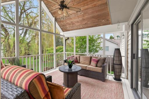 4133 Hidden Pond Trail NE, Prior Lake, MN 55372