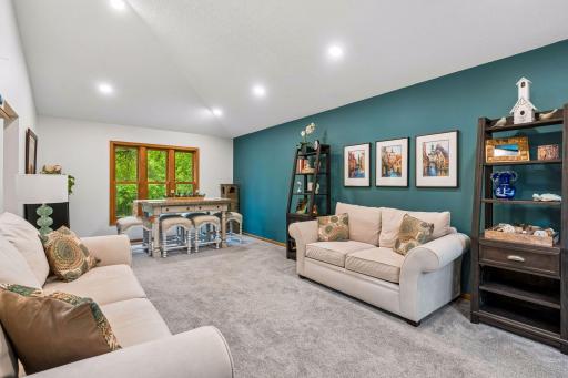 6054 174th Avenue NW, Anoka, MN 55303