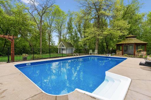 6054 174th Avenue NW, Anoka, MN 55303
