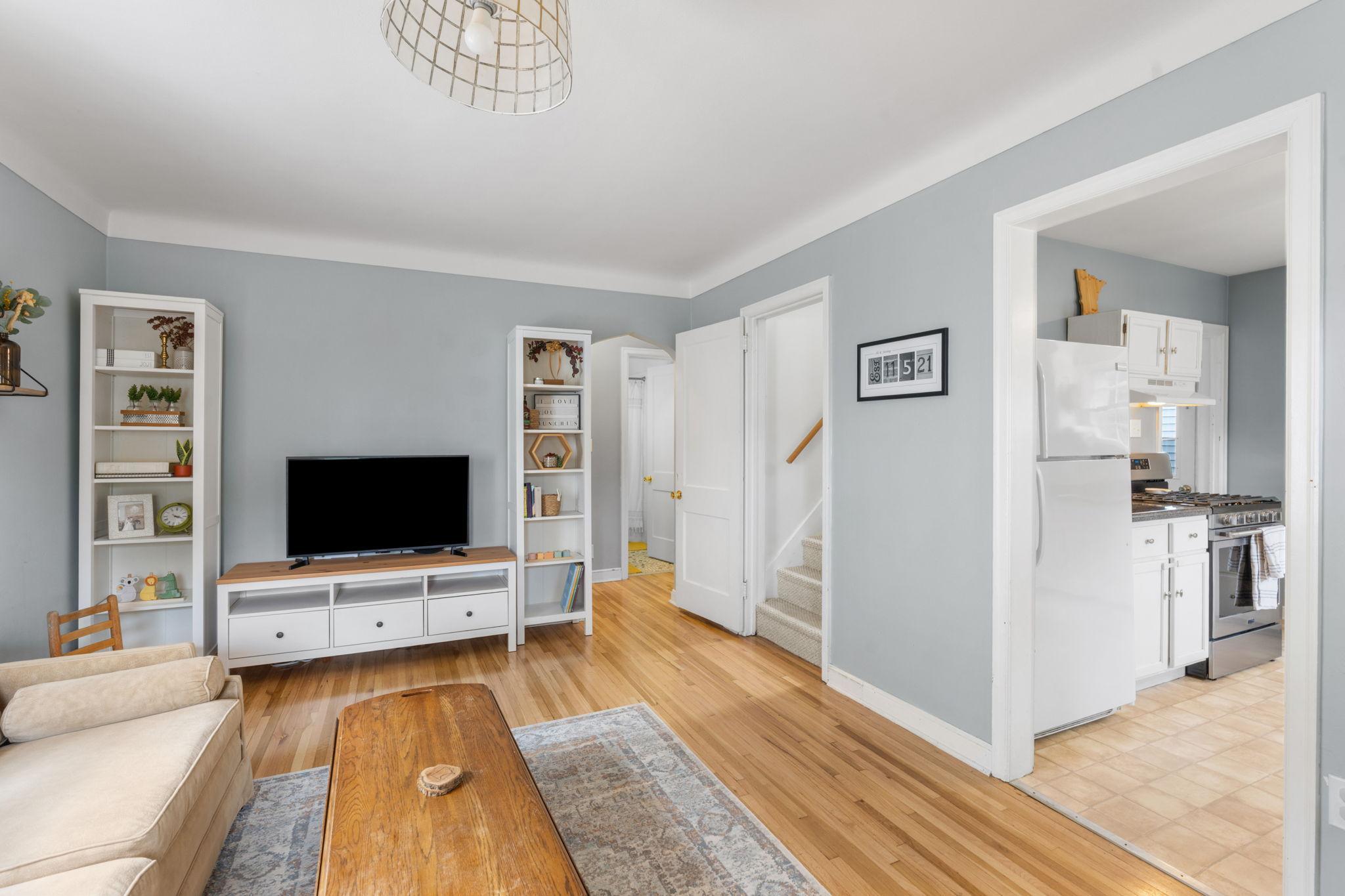 16-web-or-mls-264 Haskell St E-16.jpg