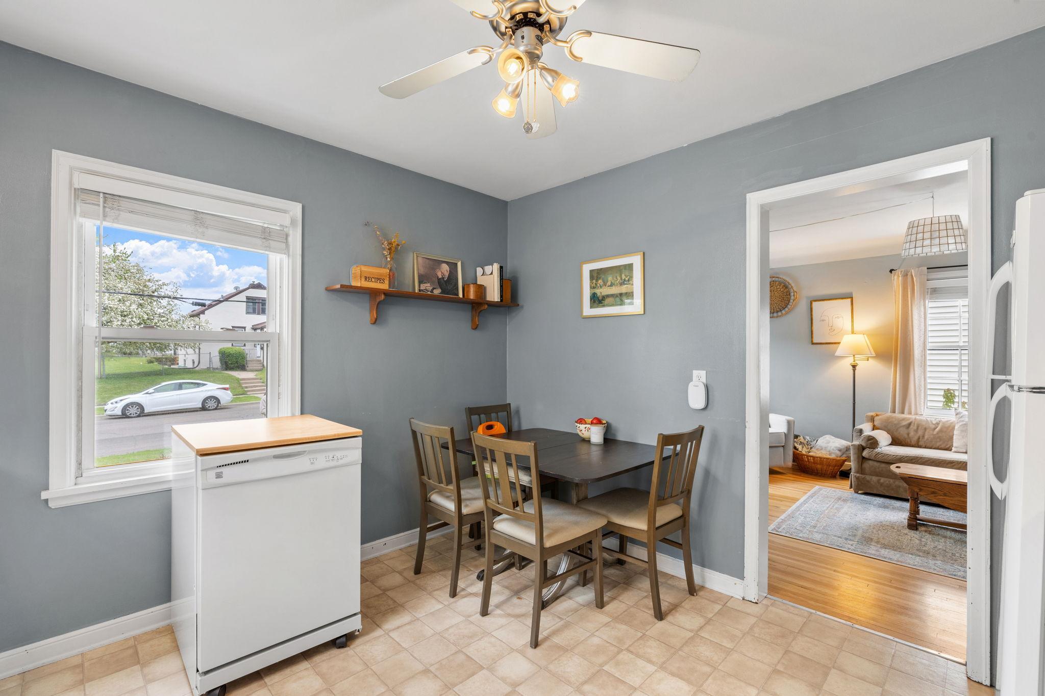 19-web-or-mls-264 Haskell St E-19.jpg