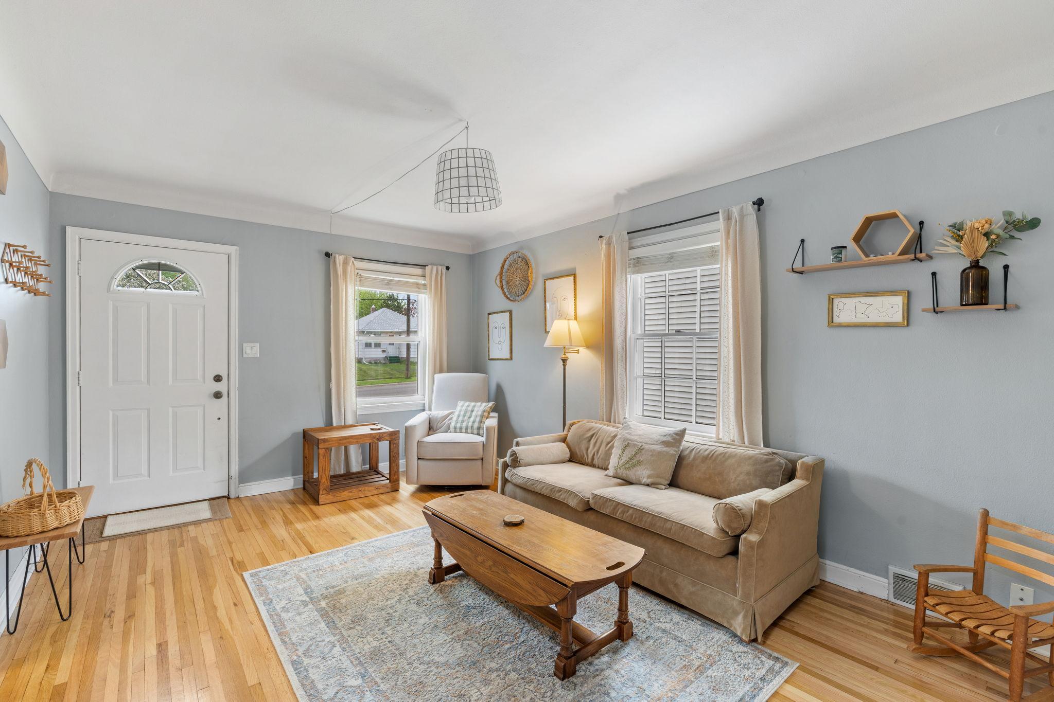 13-web-or-mls-264 Haskell St E-13.jpg