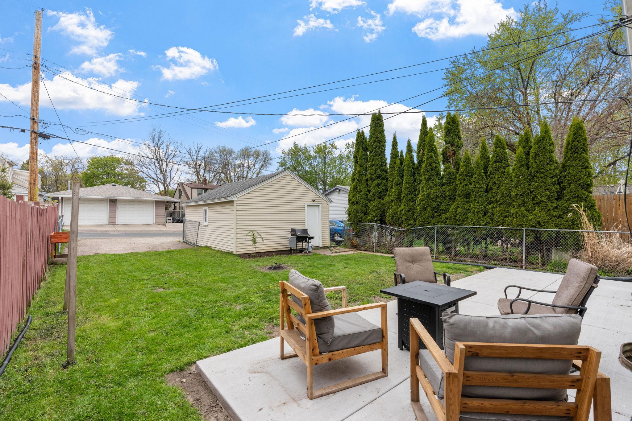 11-web-or-mls-264 Haskell St E-11.jpg