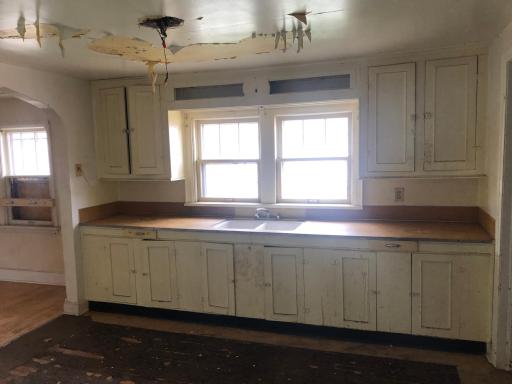 2626 6th Avenue E, Hibbing, MN 55746