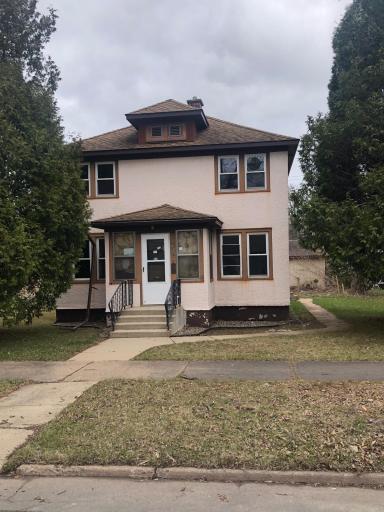 2626 6th Avenue E, Hibbing, MN 55746