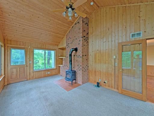 16220 Hayes Avenue, Carver, MN 55315