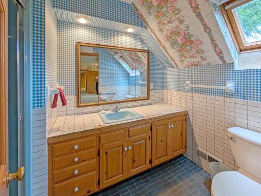 16220 Hayes Avenue, Carver, MN 55315