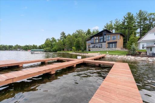 11245 E Steamboat Bay Drive, Brainerd, MN 56401