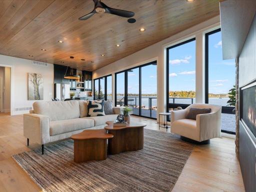 11245 E Steamboat Bay Drive, Brainerd, MN 56401