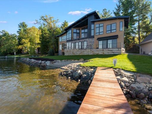 11245 E Steamboat Bay Drive, Brainerd, MN 56401
