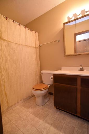 11039 Oregon Circle, Minneapolis, MN 55438