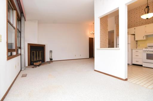 11039 Oregon Circle, Minneapolis, MN 55438