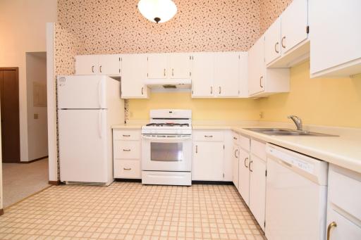 11039 Oregon Circle, Minneapolis, MN 55438