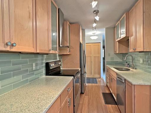 1425 W 28th Street, 306, Minneapolis, MN 55408