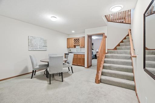 8821 Stonebrooke Court, Saint Paul, MN 55125