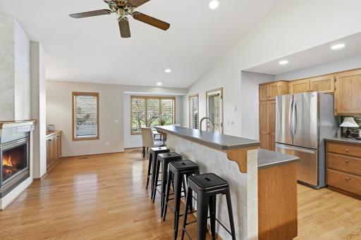 8821 Stonebrooke Court, Saint Paul, MN 55125