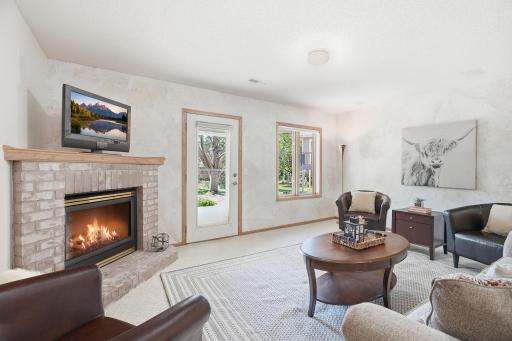 8821 Stonebrooke Court, Saint Paul, MN 55125