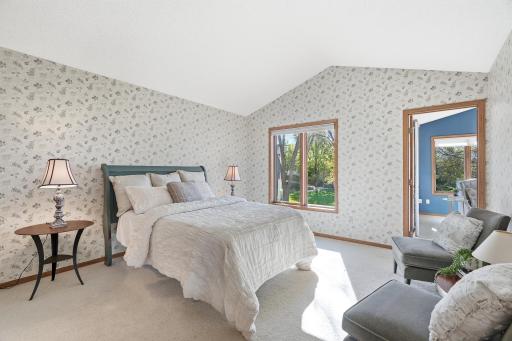 8821 Stonebrooke Court, Saint Paul, MN 55125