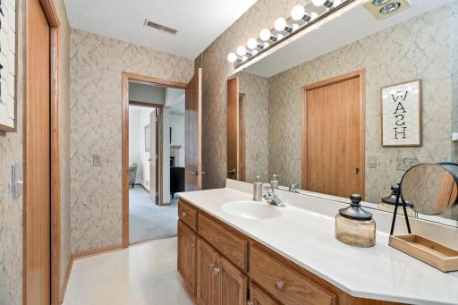 8821 Stonebrooke Court, Saint Paul, MN 55125