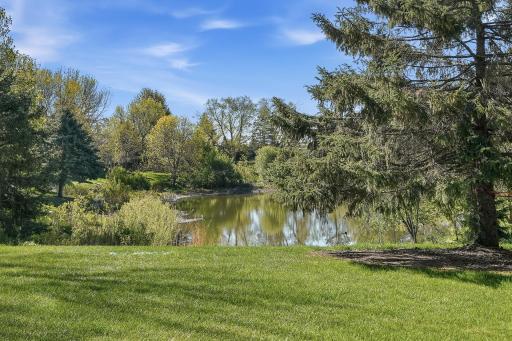 8821 Stonebrooke Court, Saint Paul, MN 55125