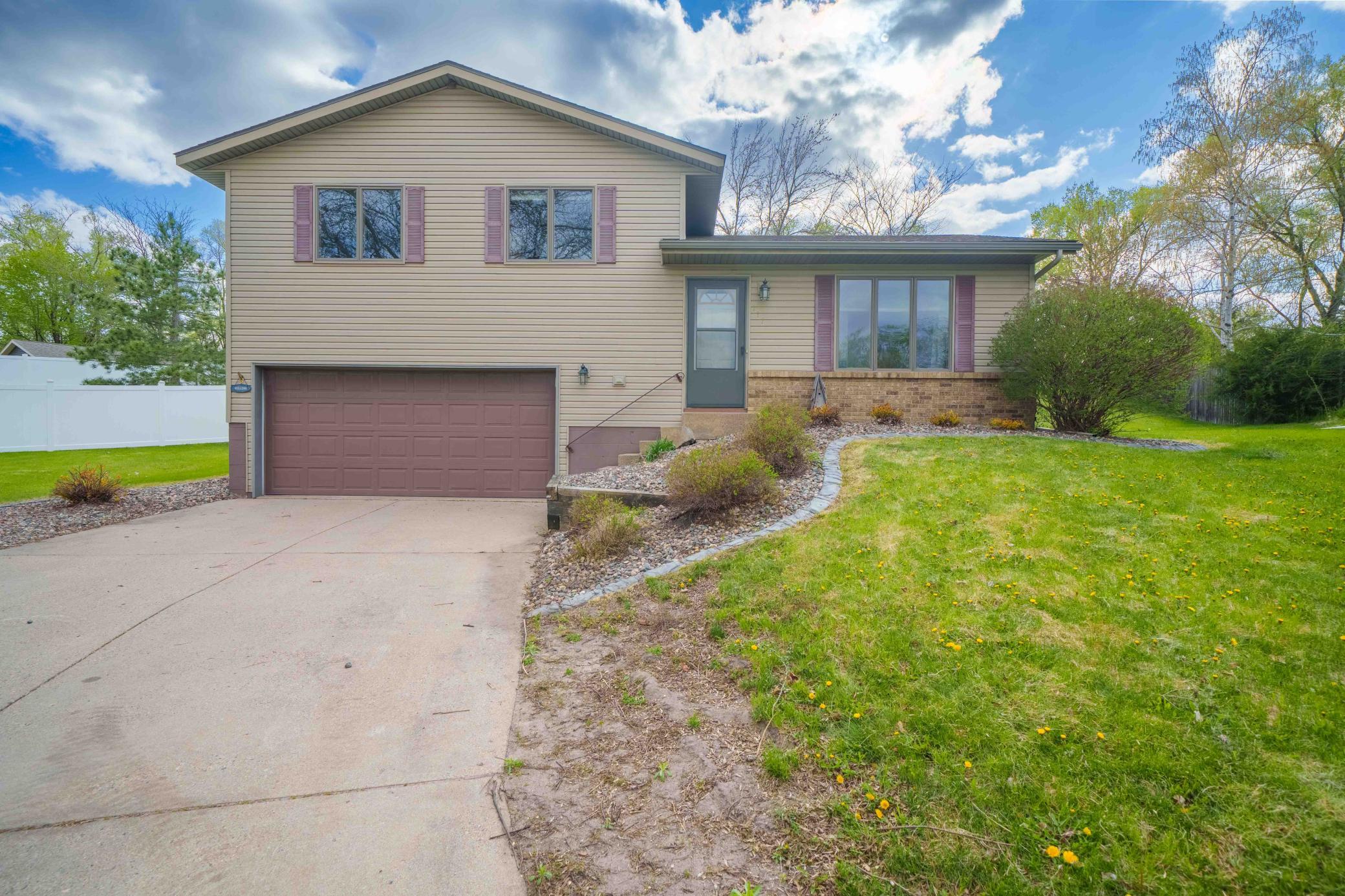 21-MLS-17 Vineyard Av Cannon Falls-043026--145-HDR.JPG