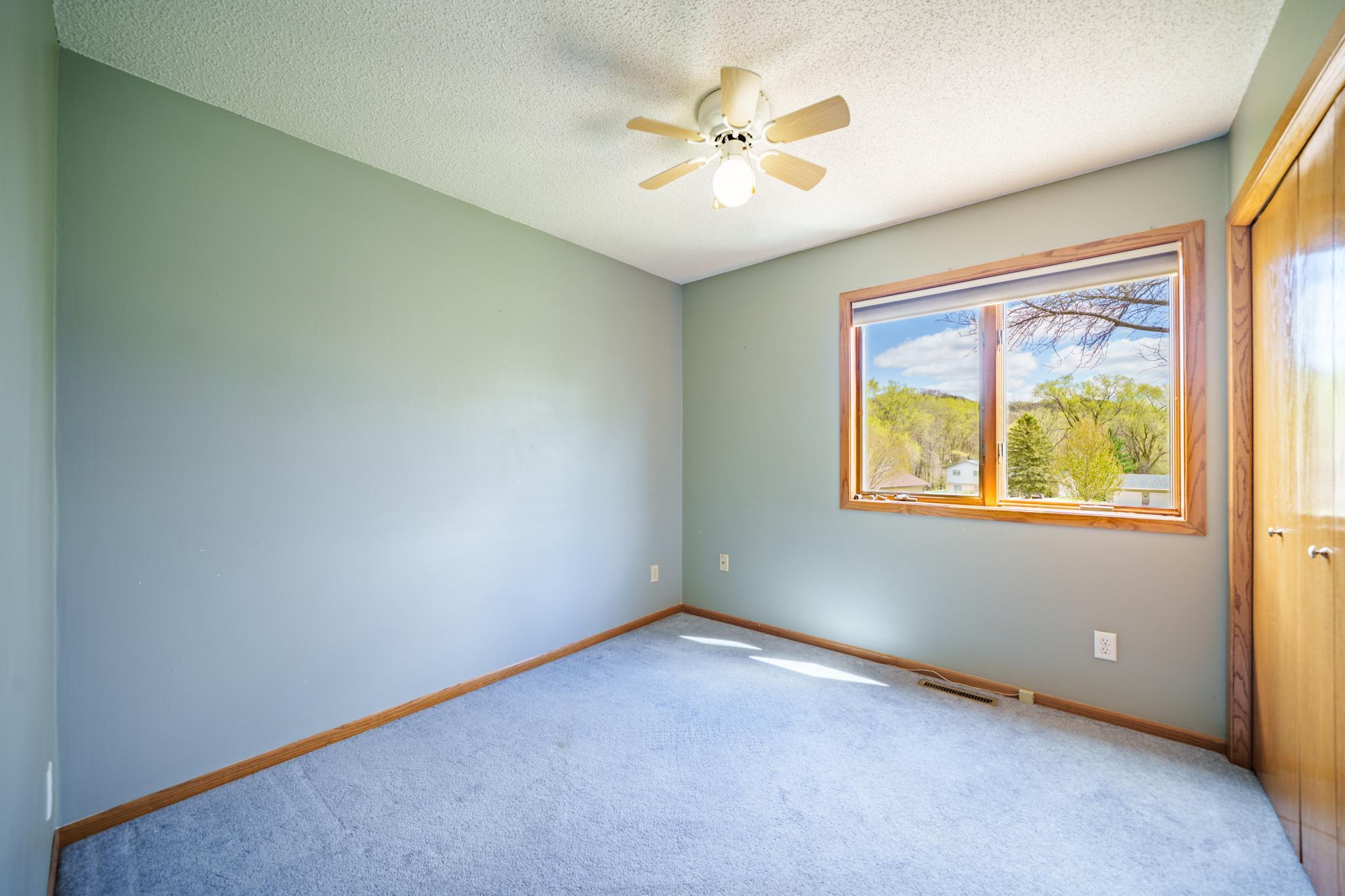 117 Vineyard Av Cannon Falls-043026-065-HDR-PRINT-.JPG