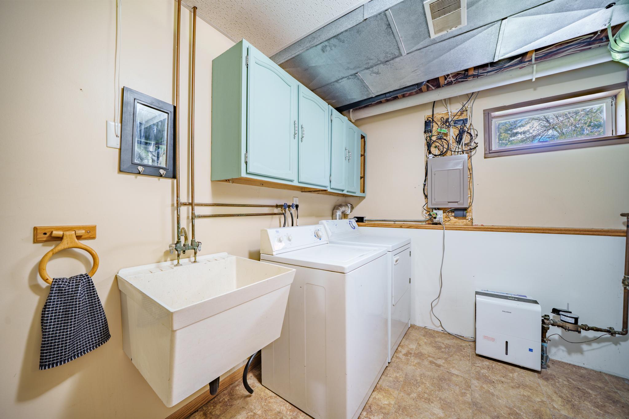 117 Vineyard Av Cannon Falls-043026-085-HDR-PRINT-.JPG