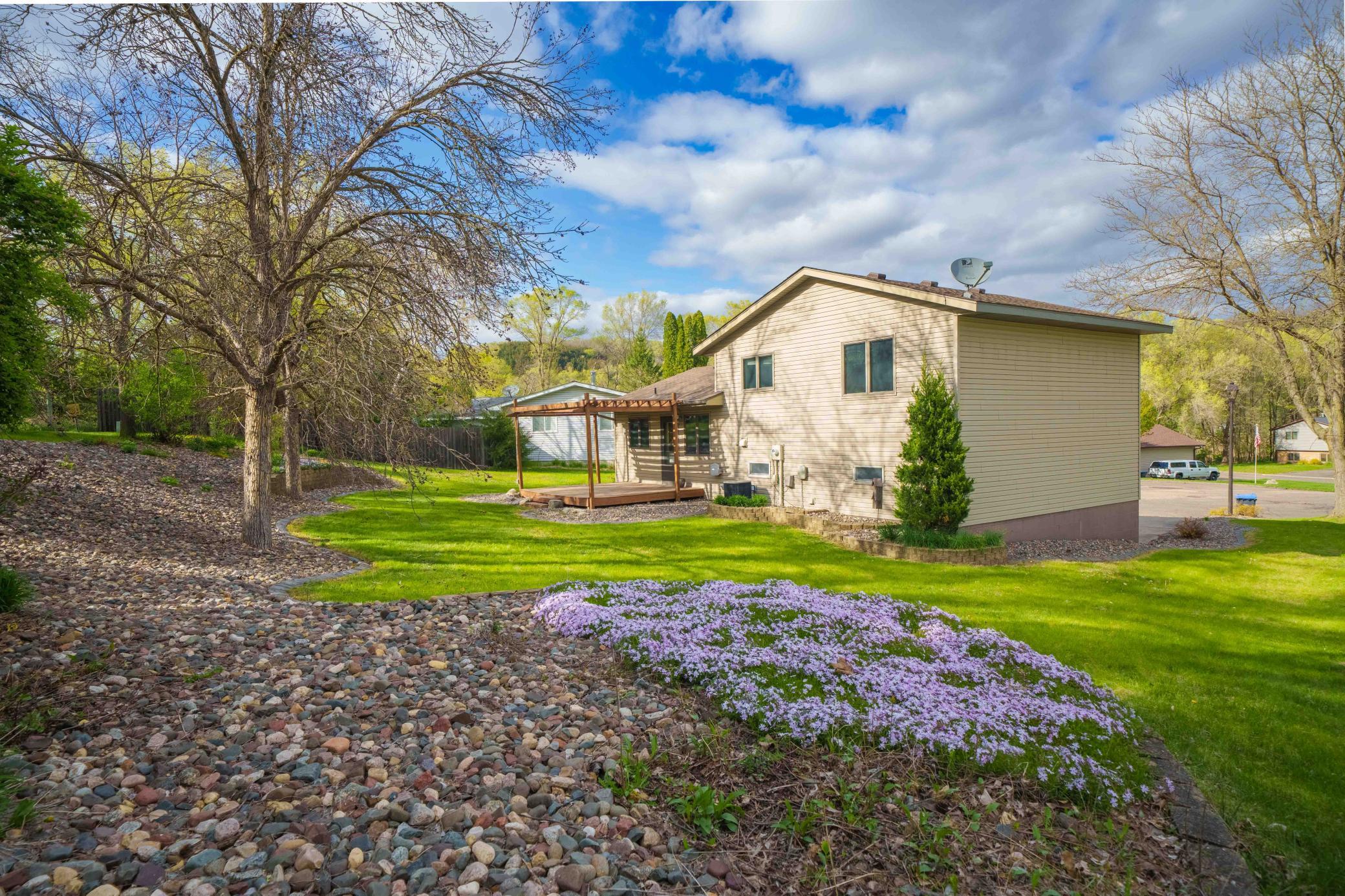24-MLS-17 Vineyard Av Cannon Falls-043026--160-HDR.JPG