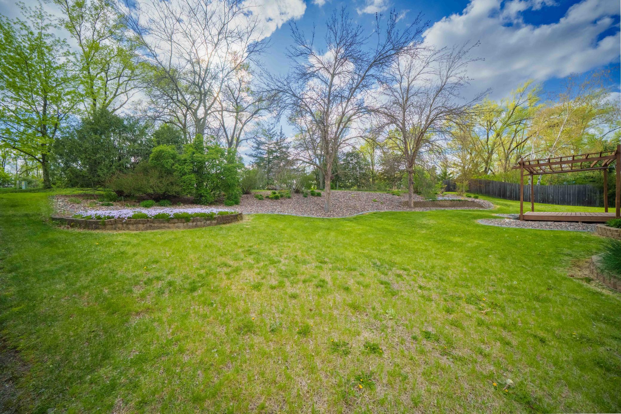 23-MLS-17 Vineyard Av Cannon Falls-043026--155-HDR.JPG