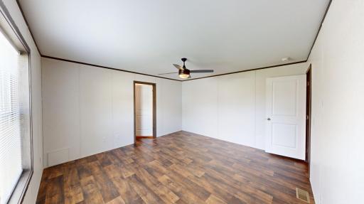 2401 Gene Avenue, Albert Lea, MN 56007