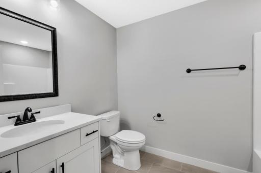 17750 Empire Trail, Lakeville, MN 55044