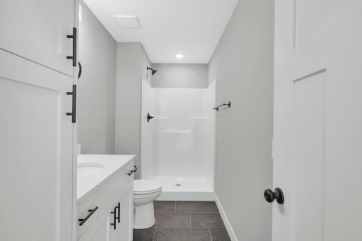 17750 Empire Trail, Lakeville, MN 55044