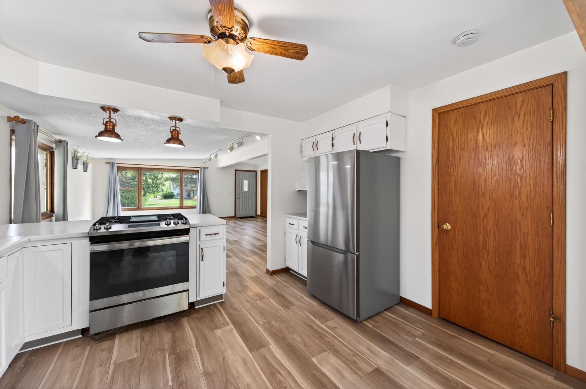 84_1612_Goodview14_mls.jpg