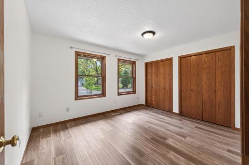 1612 Goodview Avenue N, Saint Paul, MN 55128