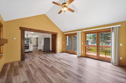1612 Goodview Avenue N, Saint Paul, MN 55128
