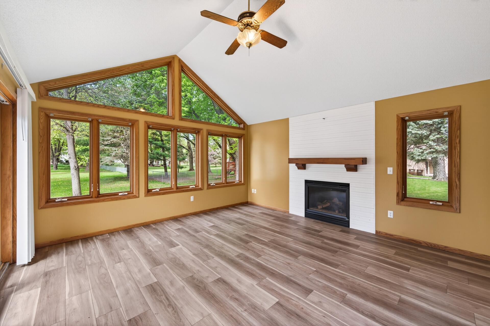 85_1612_Goodview15_mls.jpg