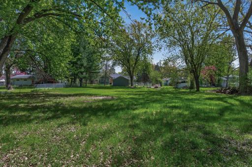 1612 Goodview Avenue N, Saint Paul, MN 55128